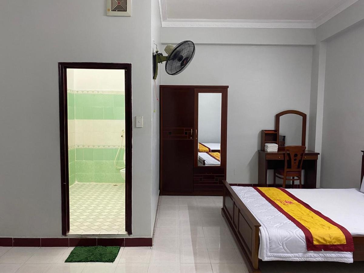 Khách Sạn Thanh Hồng Ciudad Ho Chi Minh  Exterior foto